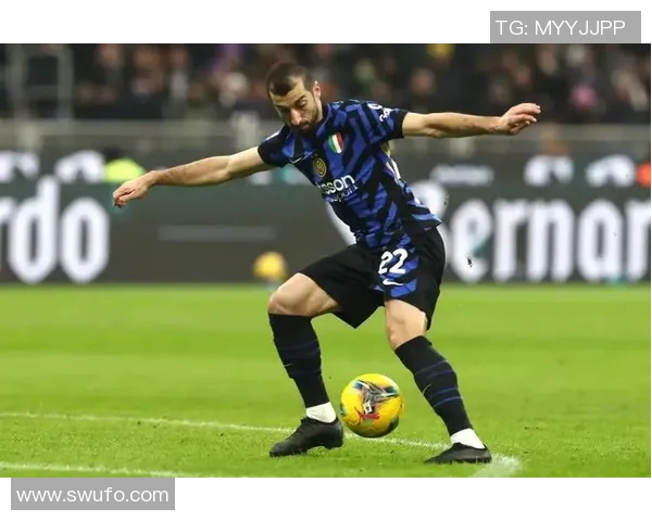 姆希塔良在欧冠赛场大放异彩助力球队晋级展现超强实力 姆希塔良在欧冠赛场大放异彩助力球队晋级展现超强实力