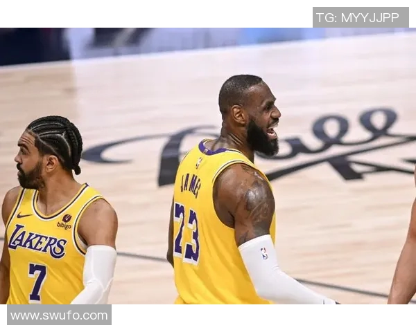 湖人主帅透露球队战术调整，球员们作战计划密切配合