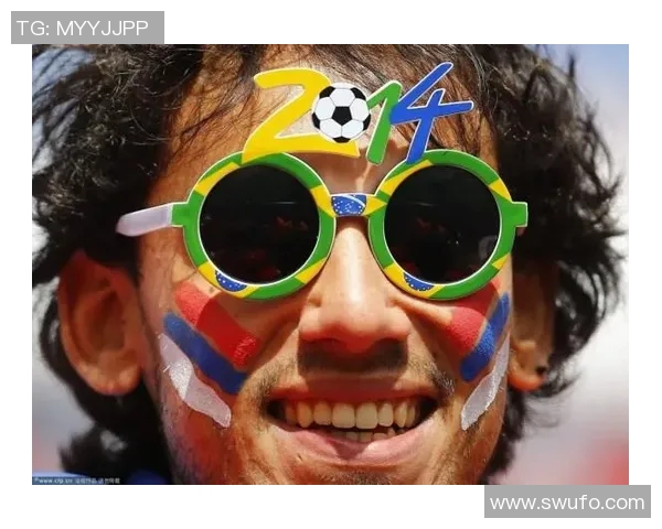 利沃夫斯基完美助攻破门,锋利如刀的传球火力! 利沃夫斯基完美助攻破门,锋利如刀的传球火力!